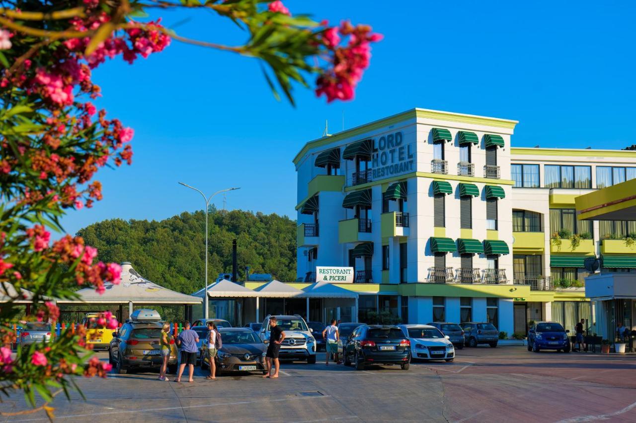 Lord Hotel Tirana Kültér fotó